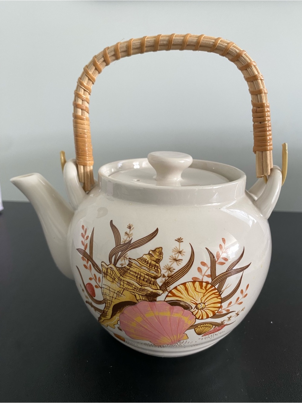 Ceramic Seashell Teapot with Woven Handle - Cream and Pink